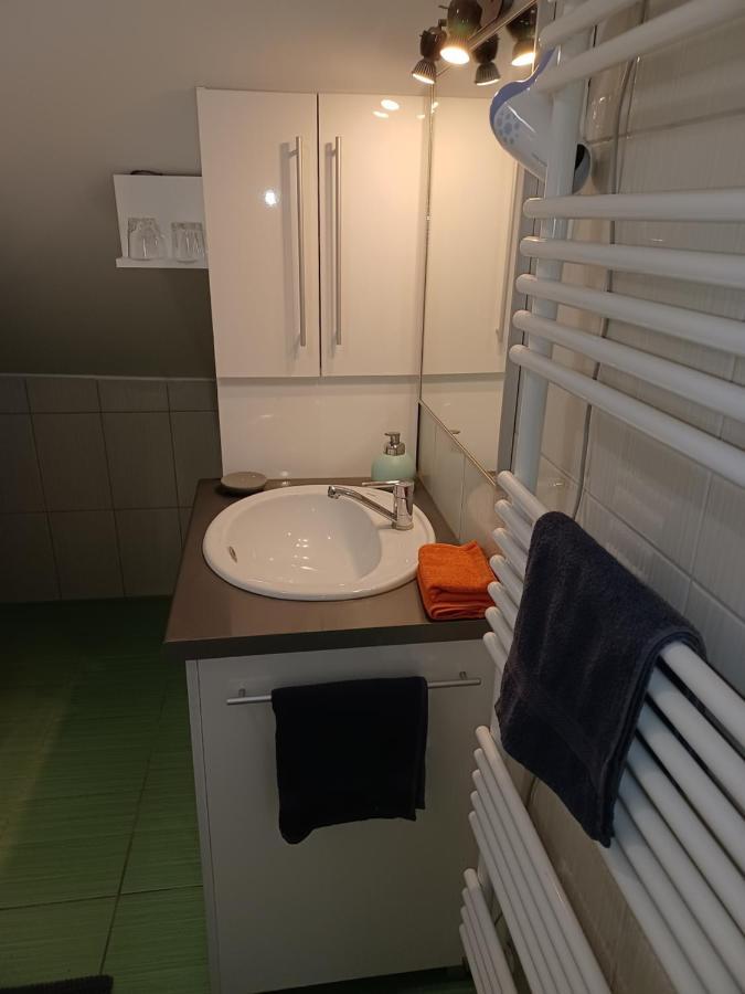 Eva Apartmanhaz Penzión pre hostí Eger