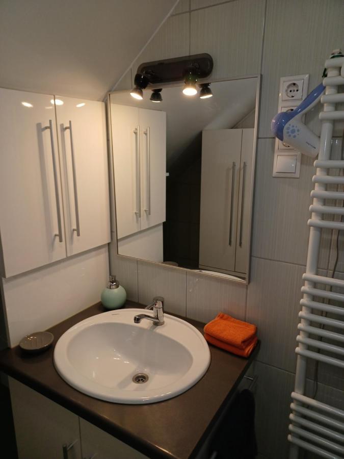 Eva Apartmanhaz * Eger
