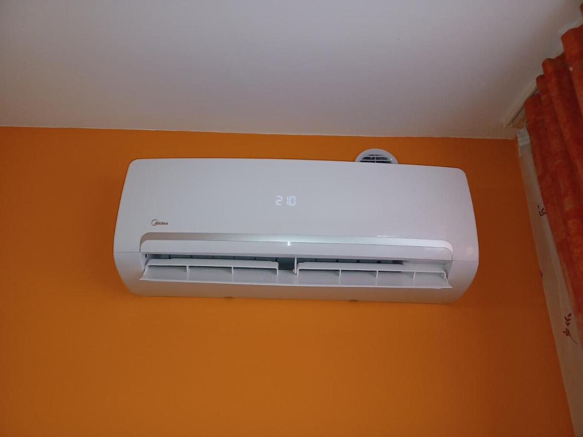 Eva Apartmanhaz Penzión pre hostí Eger