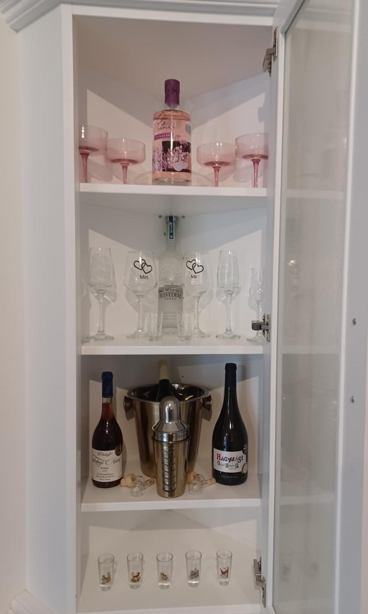 Eva Apartmanhaz * Eger